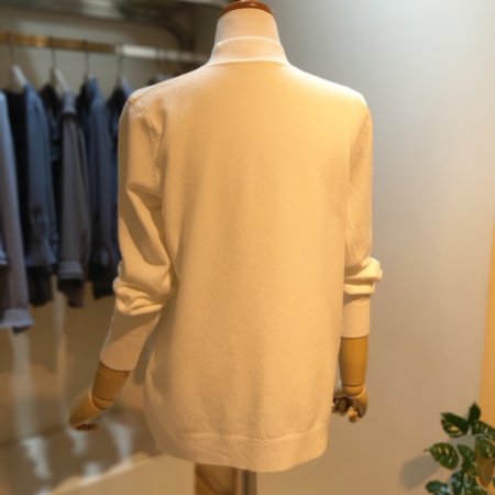 소프트 반폴라 니트티