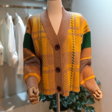 체크배색 니트가디건