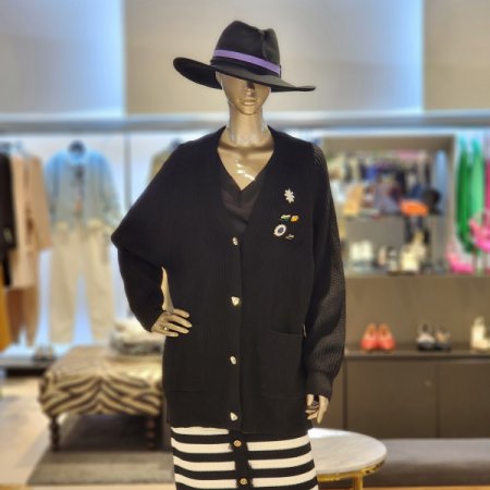 오버핏 보석단추롱가디건