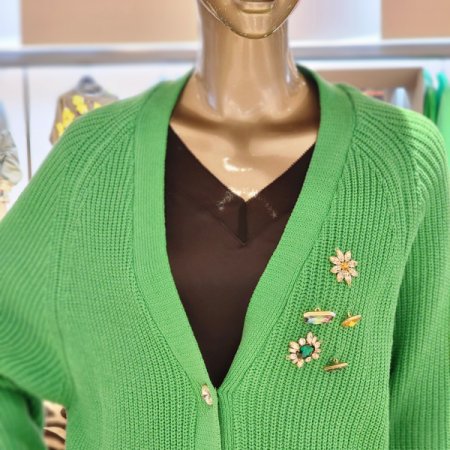 오버핏 보석단추롱가디건