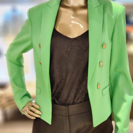 사선단추 크롭자켓