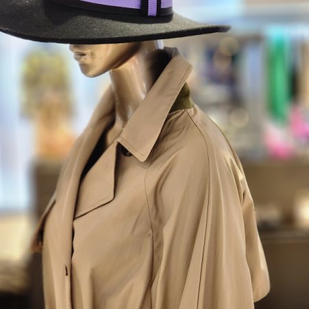 오버핏 옆트임트렌치코트