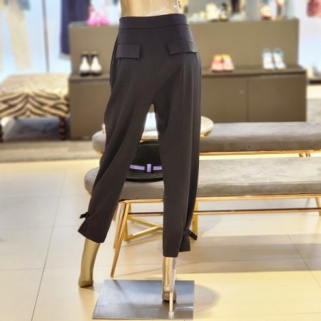 밑단 벨트디테일 절개선 배기팬츠