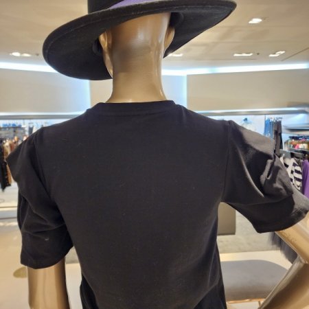 퍼프소매 목걸이셑티셔츠