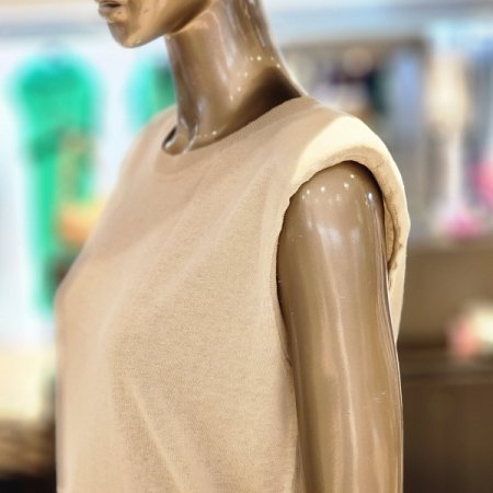 어깨패드 민소매린넨티셔츠