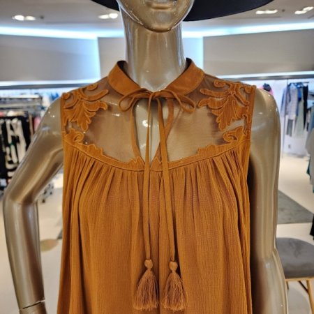 시스루 자수포인트블라우스