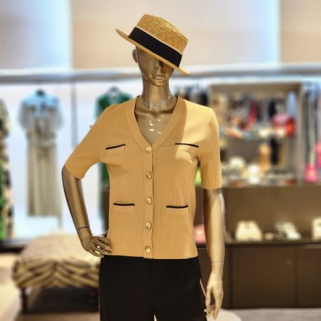 브이넥 금장5부가디건