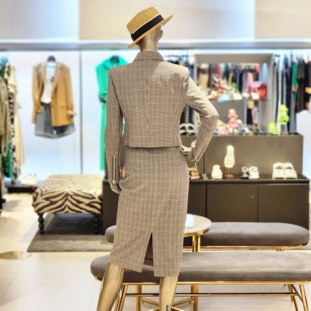 카라넥 집업크롭자켓