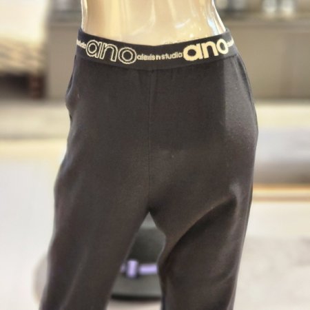 레터링밴딩 니트팬츠