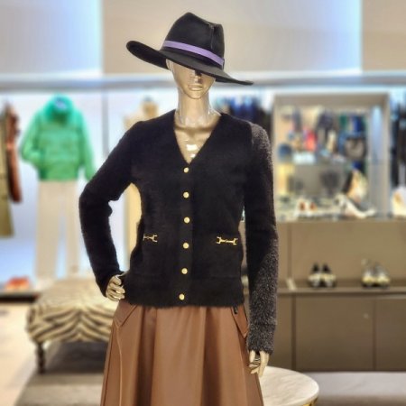 버클장식 Y넥가디건