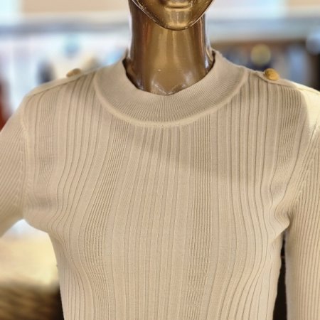 어깨금장 골지니트티셔츠