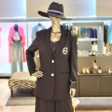 로고 캐주얼하프자켓