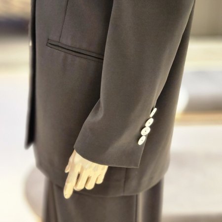 로고 캐주얼하프자켓