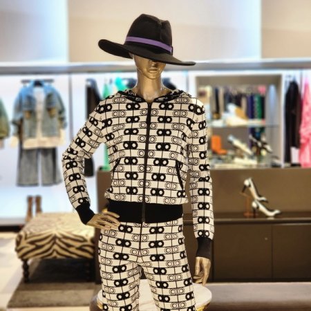 레터링패턴 니트 집업 후드점퍼