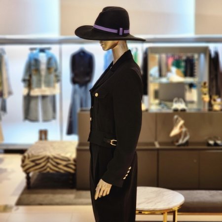 금장버클 크롭자켓