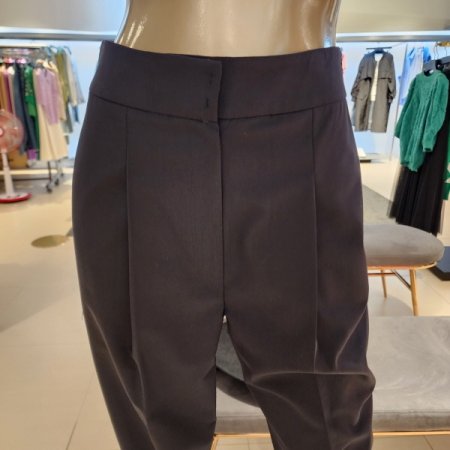 핀턱 배기핏슬랙스팬츠