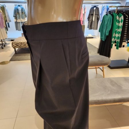 핀턱 배기핏슬랙스팬츠