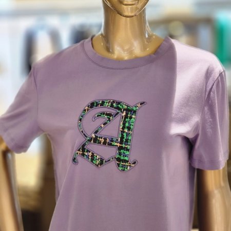 A자수로고 반팔티셔츠