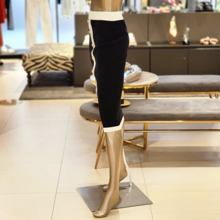 라인배색 H라인니트스커트