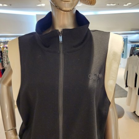 컬러배색 어깨패드 집업 베스트