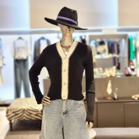 사슬패턴 브이넥가디건