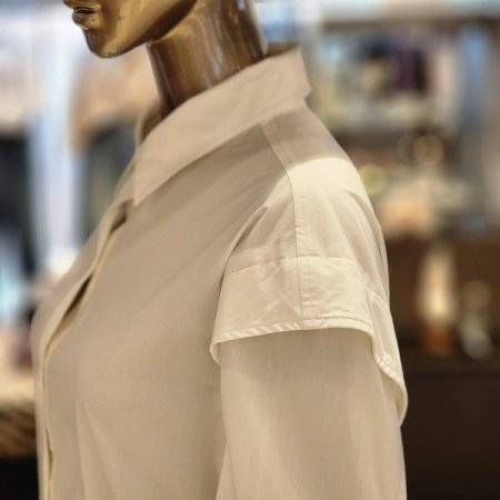 오버숄더 심플셔츠