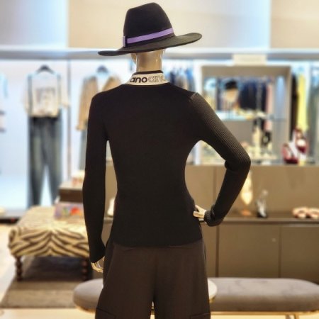 레터링 하이넥골지슬림니트