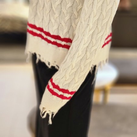 라인배색 라운드 울혼방 케이블 니트