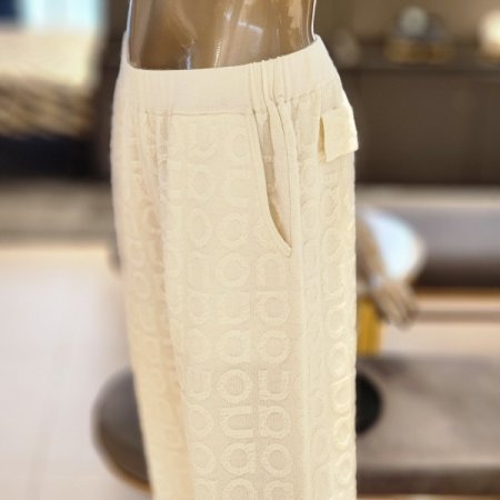 로고짜임 밴딩 니트 배기팬츠