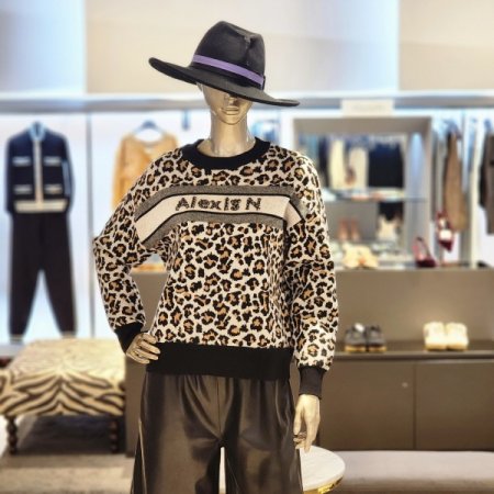 로고 레오파드울니트