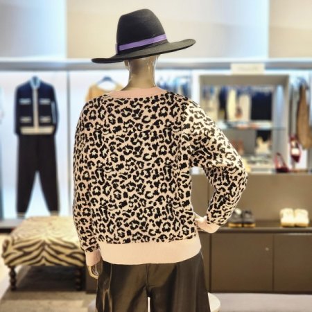 로고 레오파드울니트