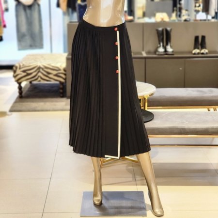 레이디버그 단추 플리츠 랩스커트