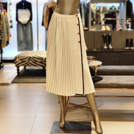 레이디버그 단추 플리츠 랩스커트