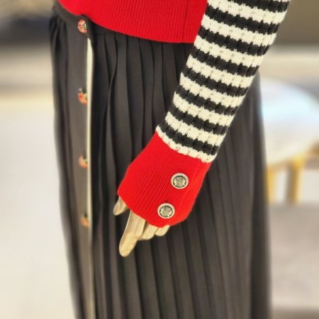 은장버튼 스트라이프 카라 긴팔가디건