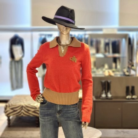 컬러배색 로고 뽀글이 긴팔니트