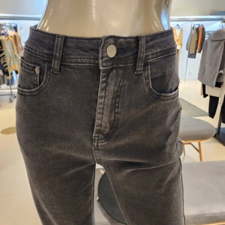 스트레이트 핏 9부 데님 팬츠