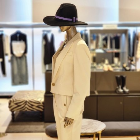 버튼디테일 크롭자켓