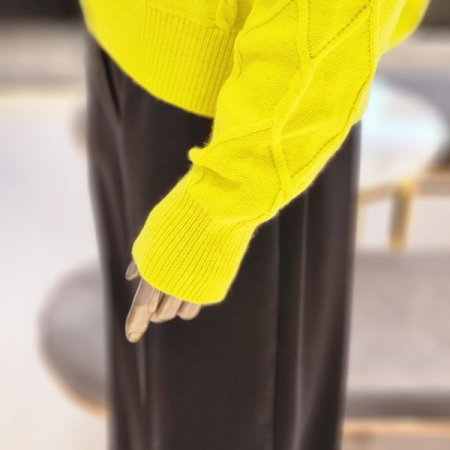 다이아꼬임패턴 배색카라 긴팔니트