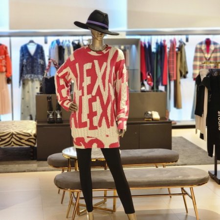 꽈배기 레터링롱니트