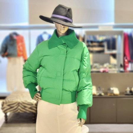 니트배색 덕다운 숏 패딩 점퍼