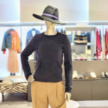 메탈사 혼방 라운드넥 니트