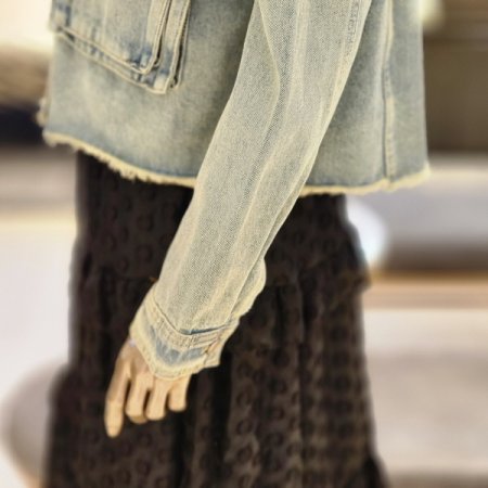 양포켓 밑단테슬 데님 자켓