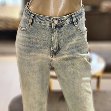 부츠컷 워싱 데님 팬츠