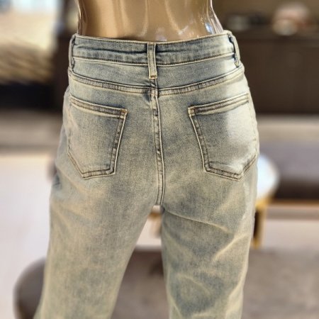 부츠컷 워싱 데님 팬츠