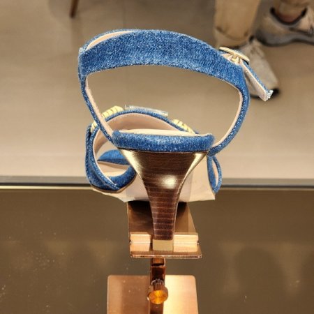 큐빅체인장식 7cm굽 스트랩샌들