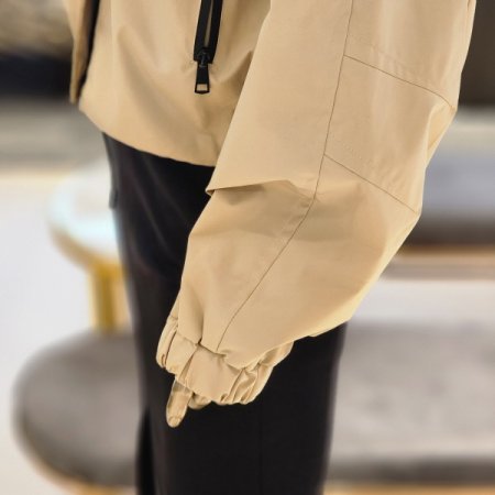 배색 후드 집업 점퍼