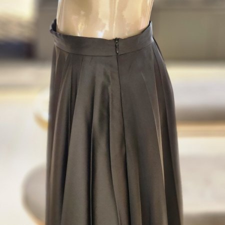 옆지퍼 플리츠 롱 스커트