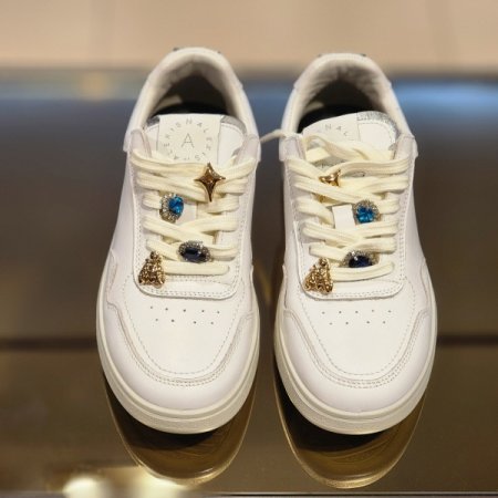 큐빅 참 장식 스니커즈