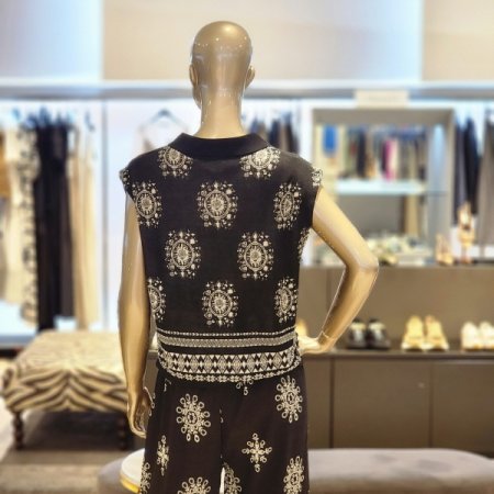 패턴 스트링카라니트