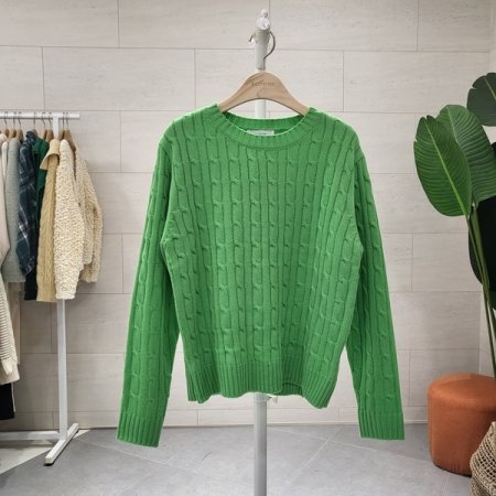 스프링 라운드 꽈니트